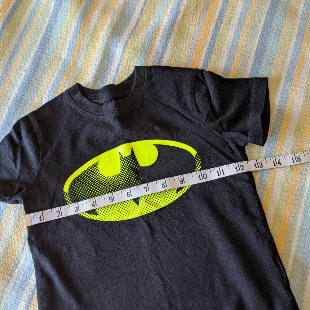 Boy's Gap Batman T-shirt 4T - Picture 5 of 9